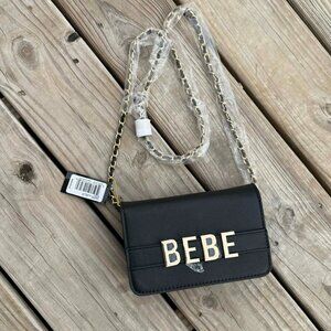 🖤 Bebe Y2K baddie crossbody bag — total main character energy. 3105